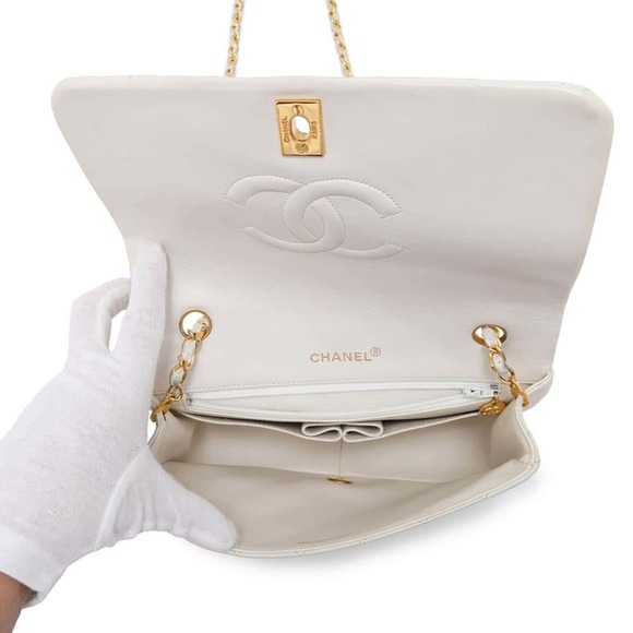 CHANEL Shoulder Bag Matelasse Coco Mark Lambskin White ⭐ - Picture 5 of 13